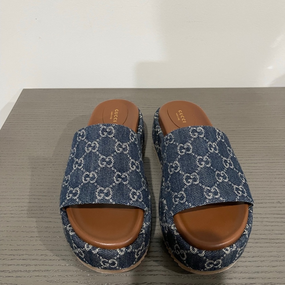 GUCCI Platform Slide Sandal